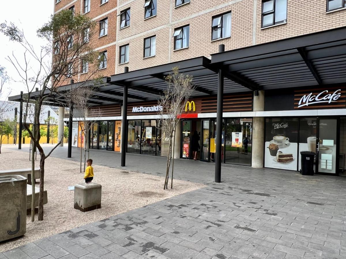 City Living Apartment 119 - Washer, 4K Tv, Fast Wifi, & Sunny Balcony Johannesburg Exterior foto